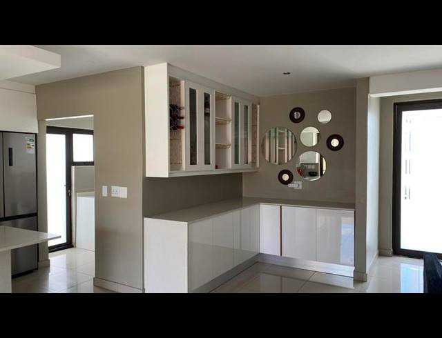 3 BEDROOM HOUSE FOR SALE IN BLUE VALLEY GOLF ESTATE